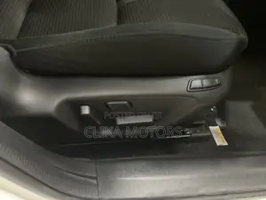 Mazda Axela 2018 Off white