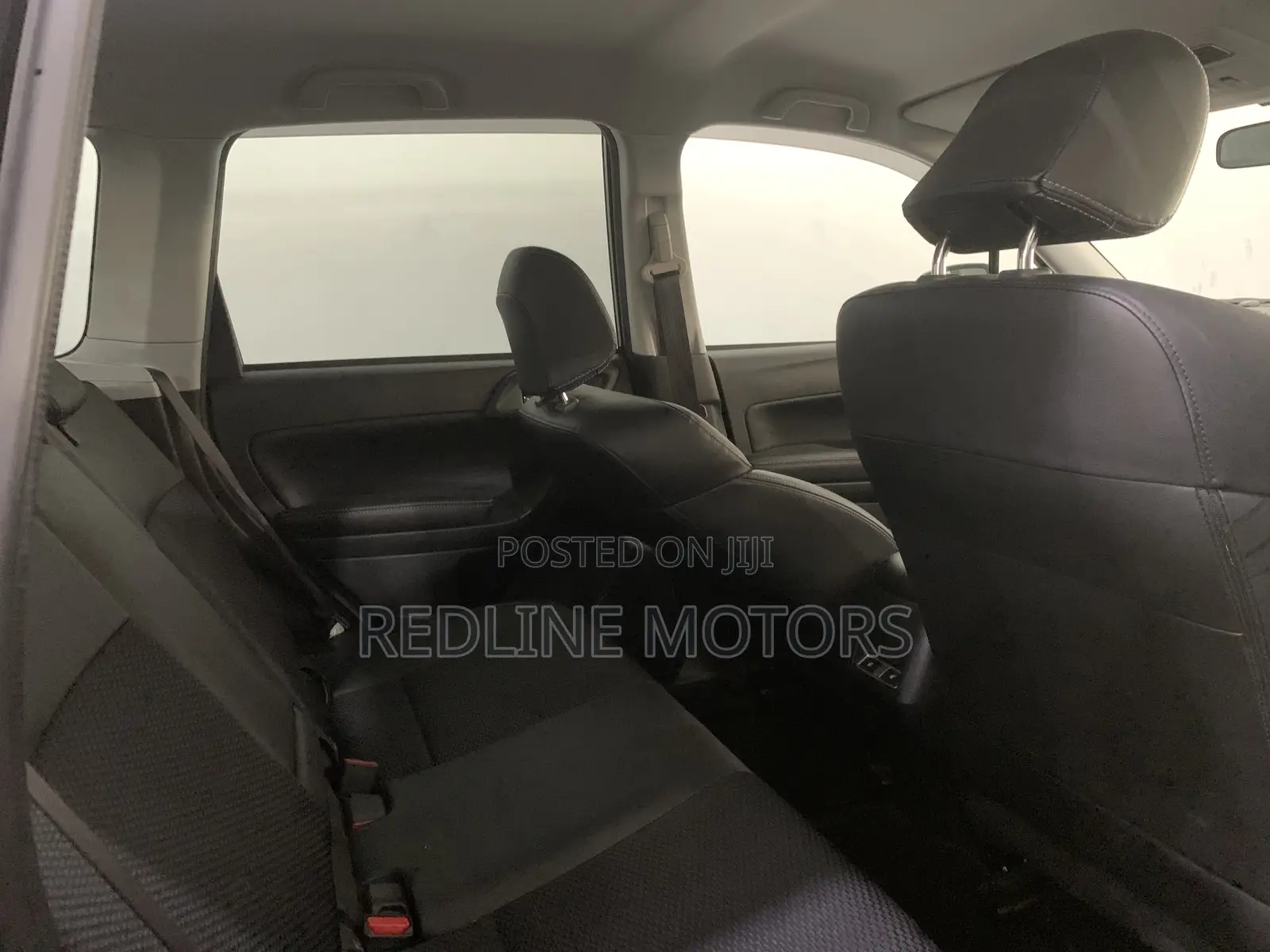 Subaru Forester 2.0XT Touring AWD 2018 Black