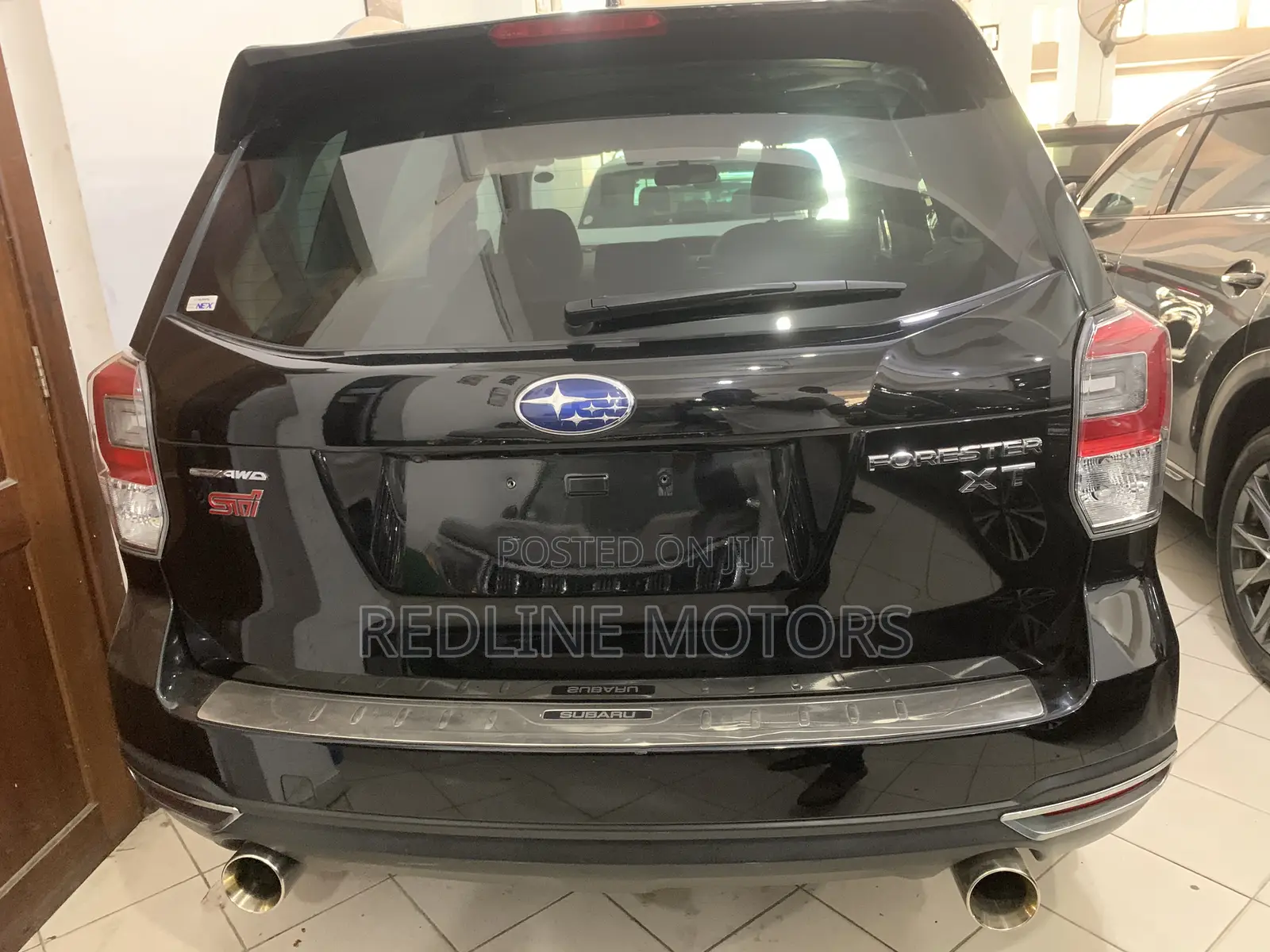 Subaru Forester 2.0XT Touring AWD 2018 Black
