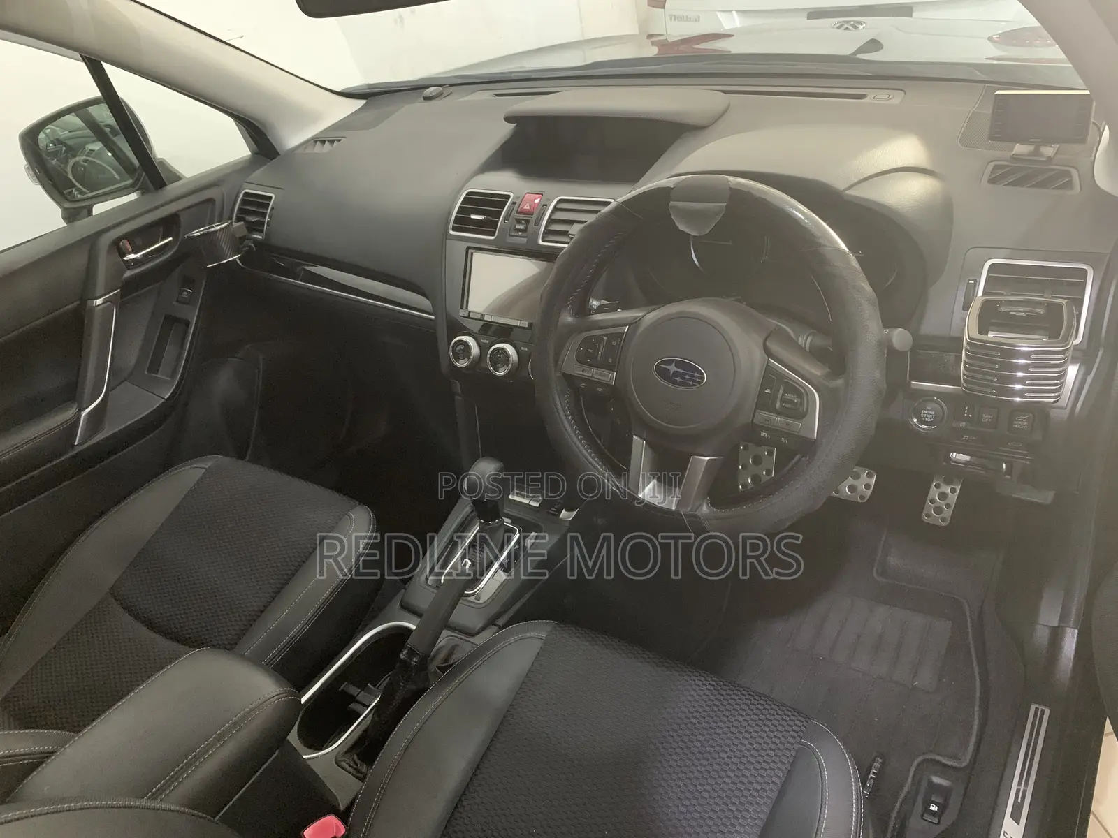 Subaru Forester 2.0XT Touring AWD 2018 Black