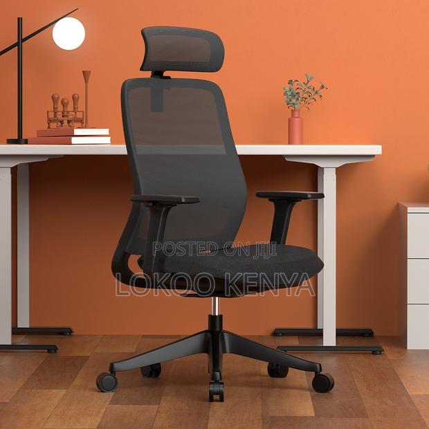 Office Chair : Black Ergonomic Office Task Seat - thumbnail 3