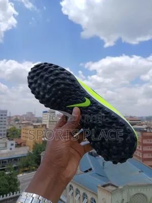 Fresh New Phantom Gx Luna Tf Soccer Trainers - Nike Football