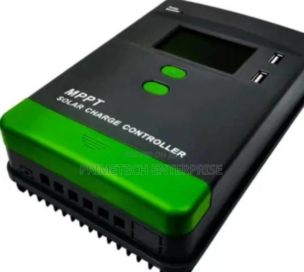 Phoenix MPPT Charge Controller 80ah - main view