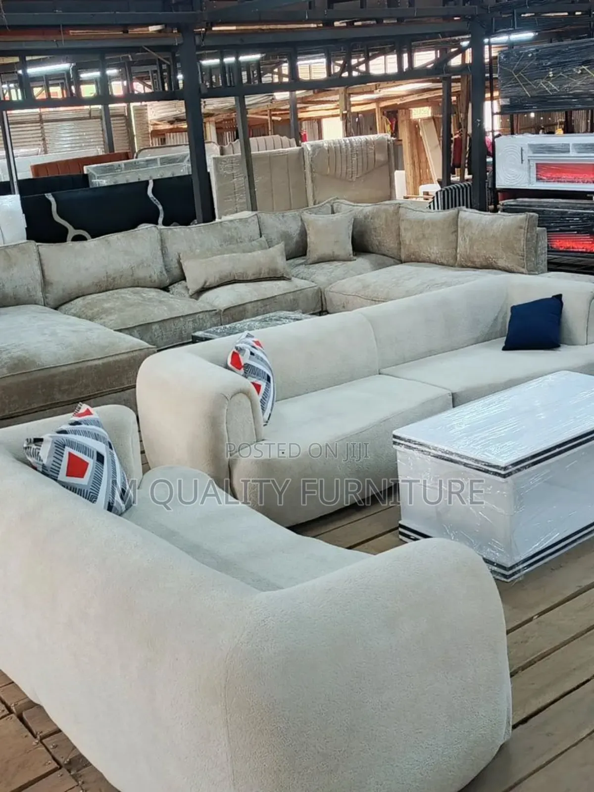New 5 Seater Elegant Comfy Sofas