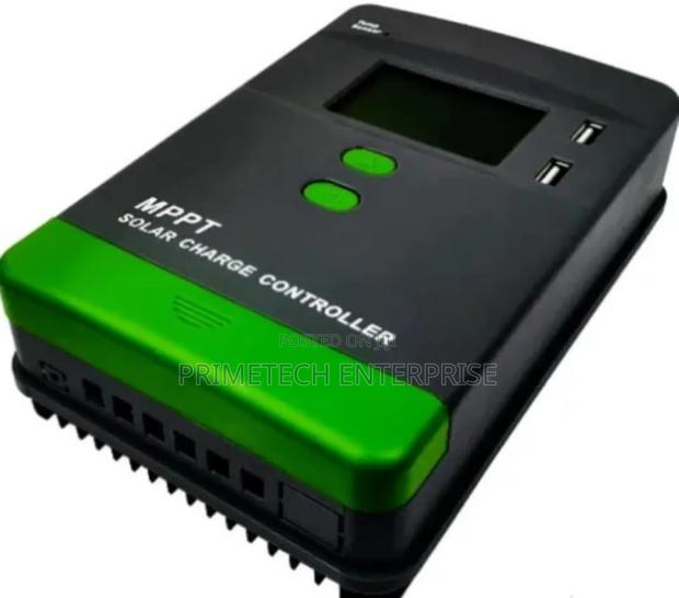 Phoenix MPPT Charge Controller 100ah - main view