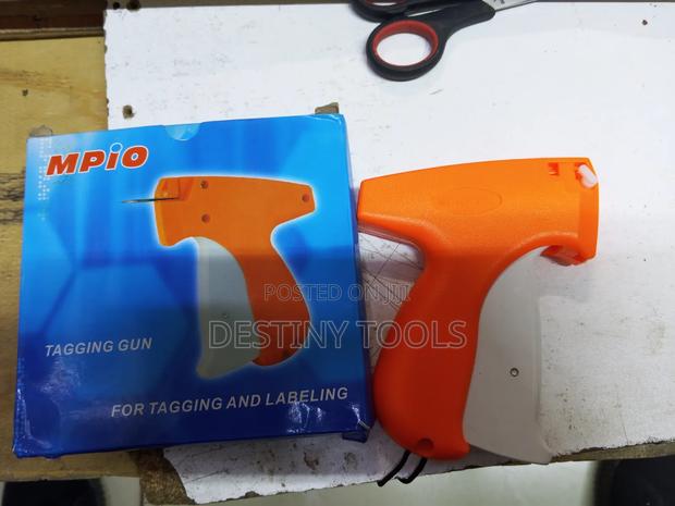 Quality Tagging Gun - main view