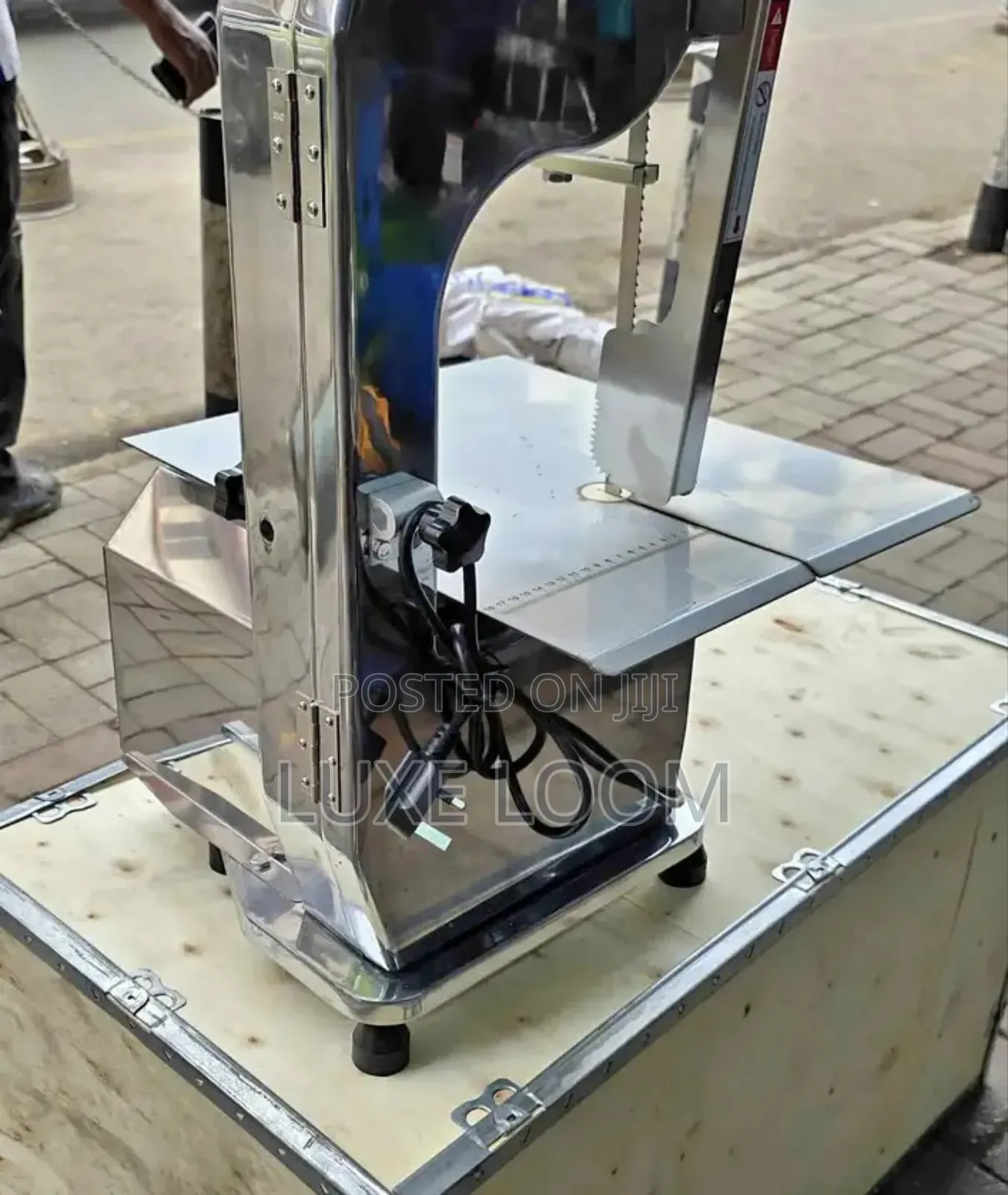 Bonesaw Machine