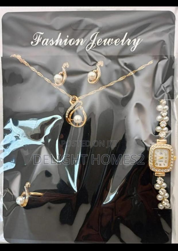 Golden Gift Set_dav - main view