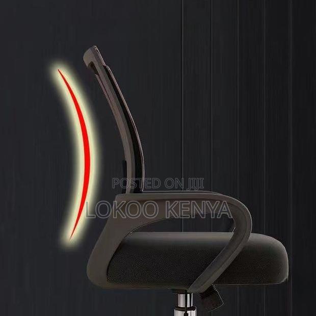 Office Chair : Ergonomic Clerical Computer Chair (Black) - thumbnail 3