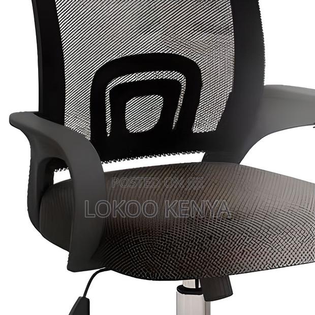 Office Chair : Ergonomic Clerical Computer Chair (Black) - thumbnail 4