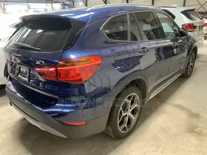 BMW X1 xDrive28i AWD 2018 Blue