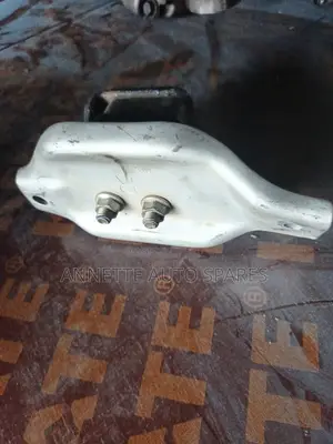 Subaru Ej15 Engine Mountain