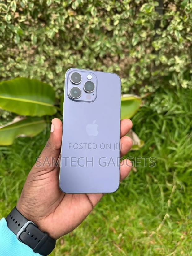 New Apple iPhone 14 Pro Max 256 GB Purple - main view