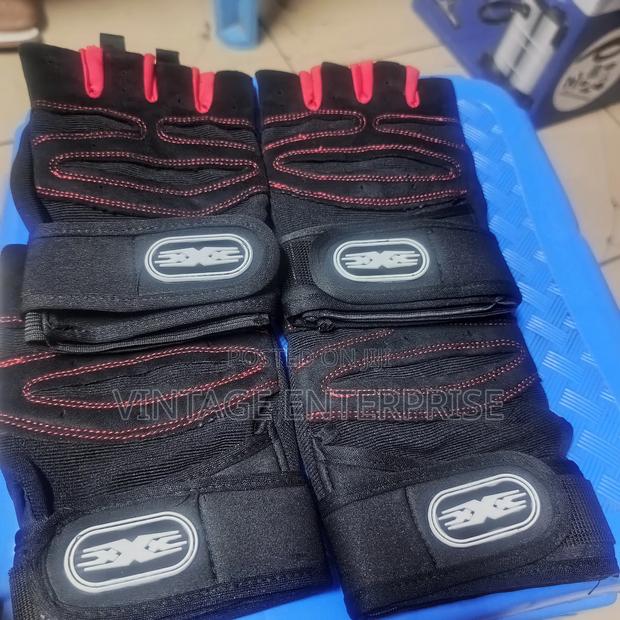 Gym Gloves - main view