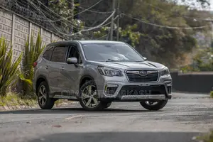 Subaru Forester 2018 Silver