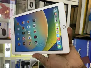 Apple iPad Pro 10.5 (2017) 32 GB