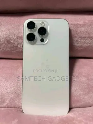 Apple iPhone 15 Pro Max 256 GB Silver