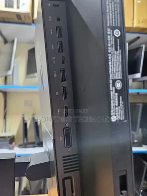 Hp Z27n G2 
27 Inch Display (2560*1440)
Display/Hdmi/Type C/Dvi