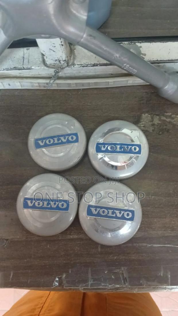 4pcs Universal White Volvo Replacement Rim Centre Cap