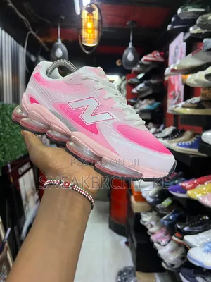 New Balance 2000 Abzorb