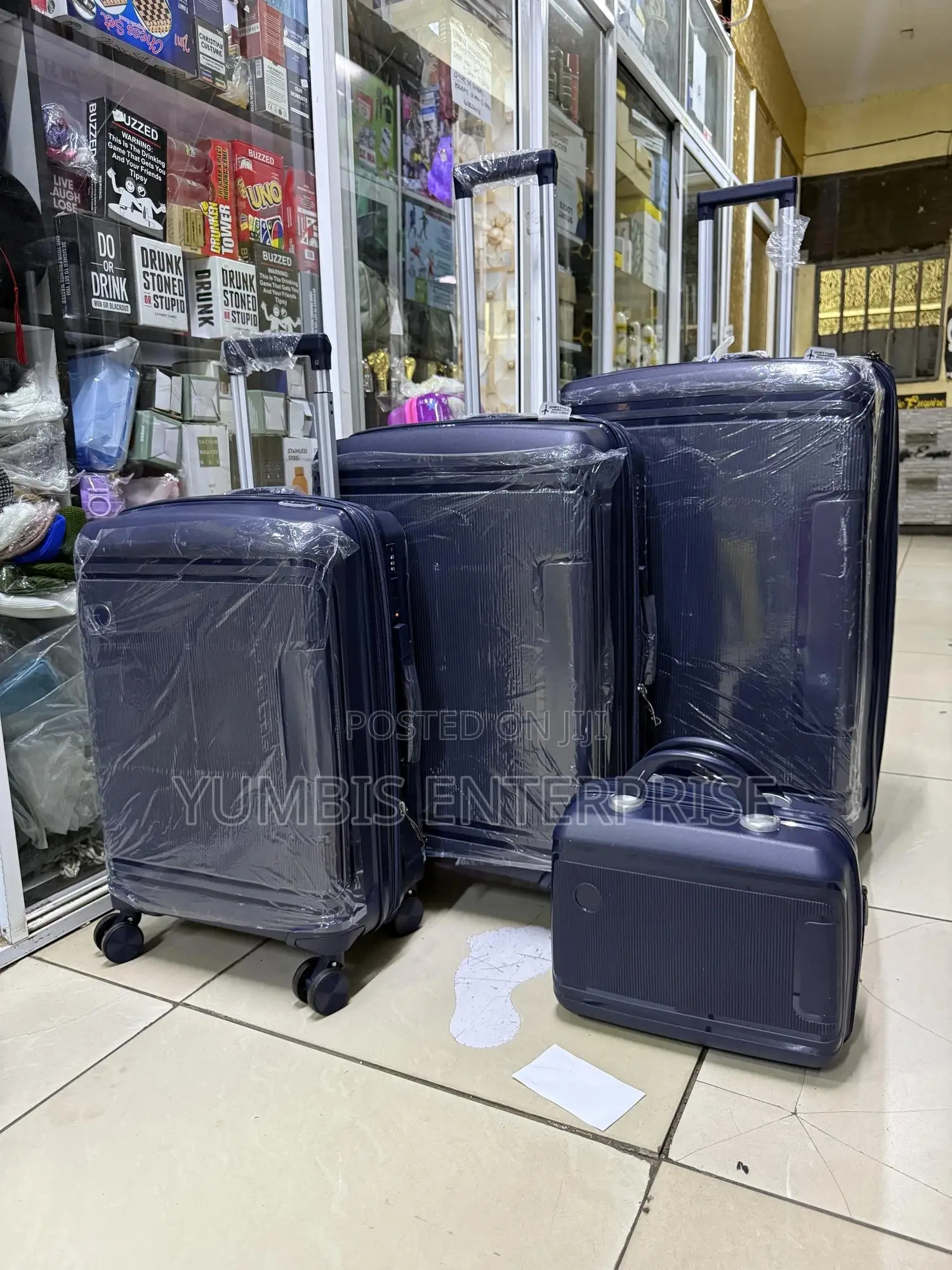 Navy Blue 4 Inn1 Rubber Suitcase Set in Size 2/No 29