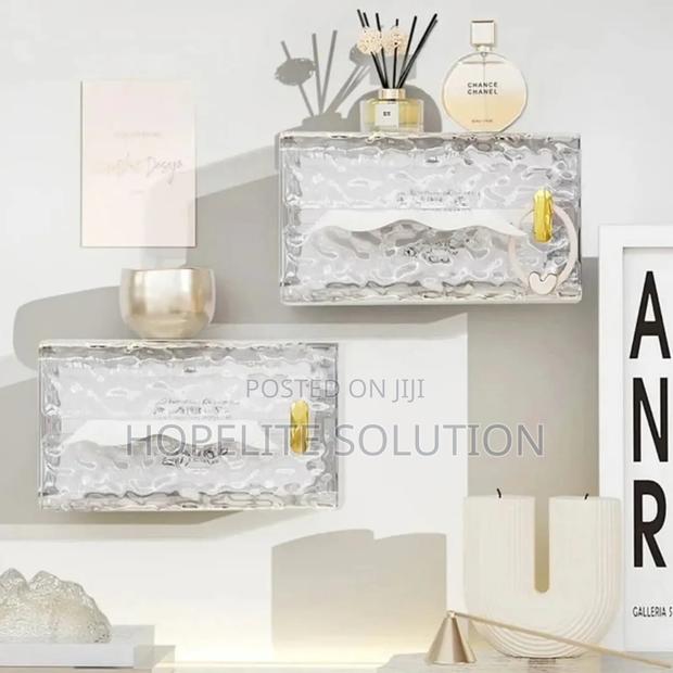 Wall Mounted Acrylic Tissue Box - thumbnail 5