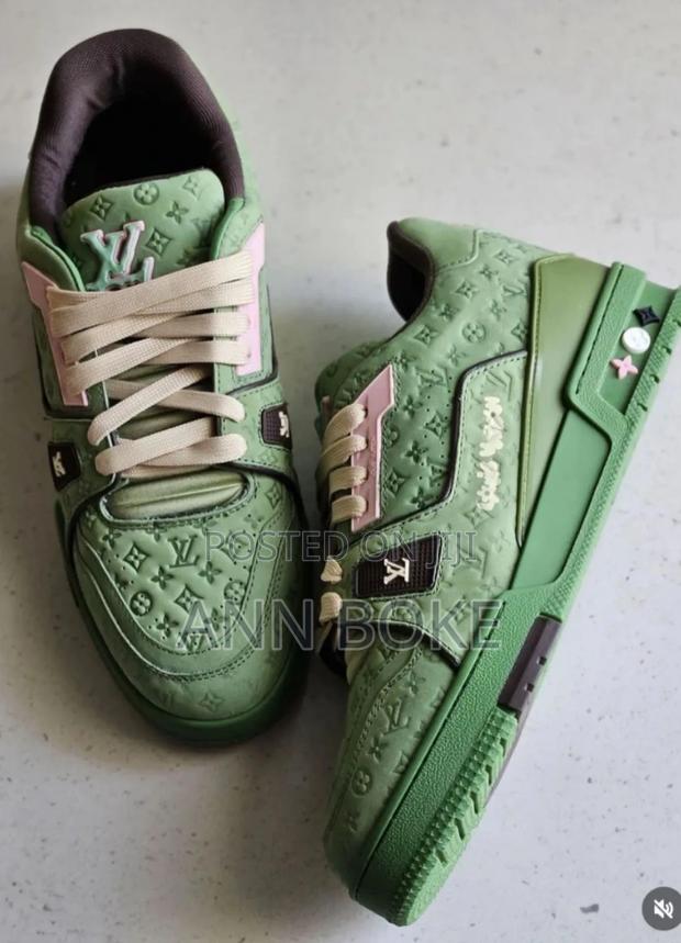 Lv Trainers Sizes 40,41,42,43,44,45 Accessible - thumbnail 2
