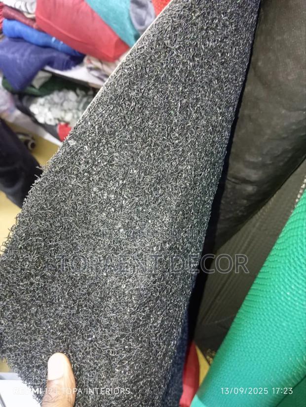 Dark Grey Foldable Bathroom Spaghetti PVC Antislip Mats - main view