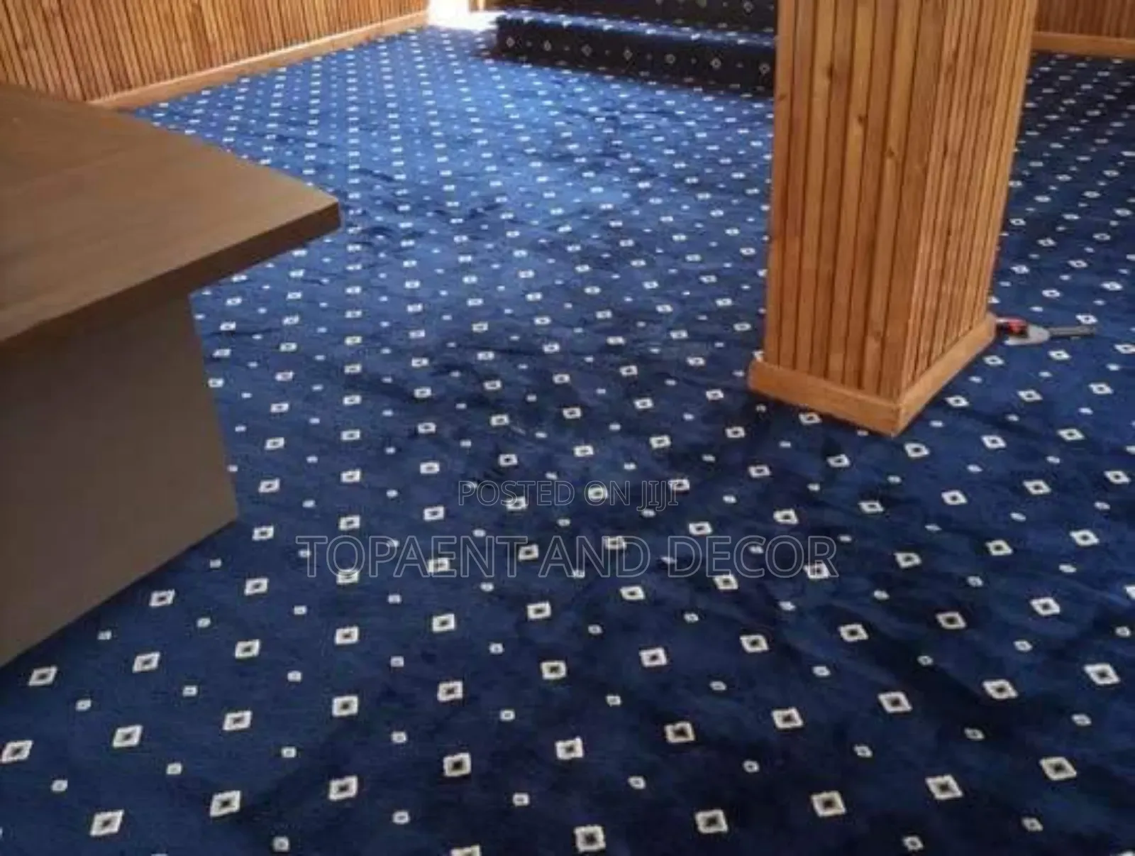 Cozy Wall to Wall Carpet Easy to Clean and Maintain