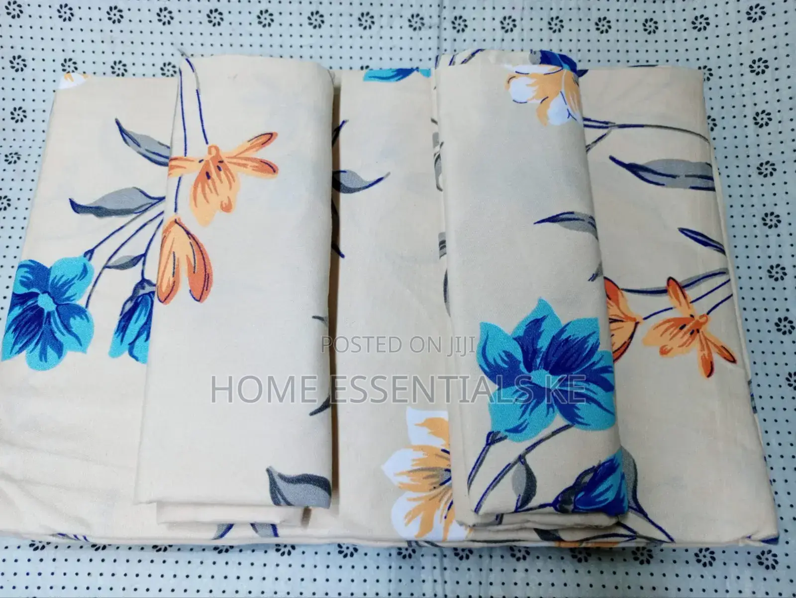 *Cotton Flowered Bedsheet Sets*
2bedsheets,2pillow Cases