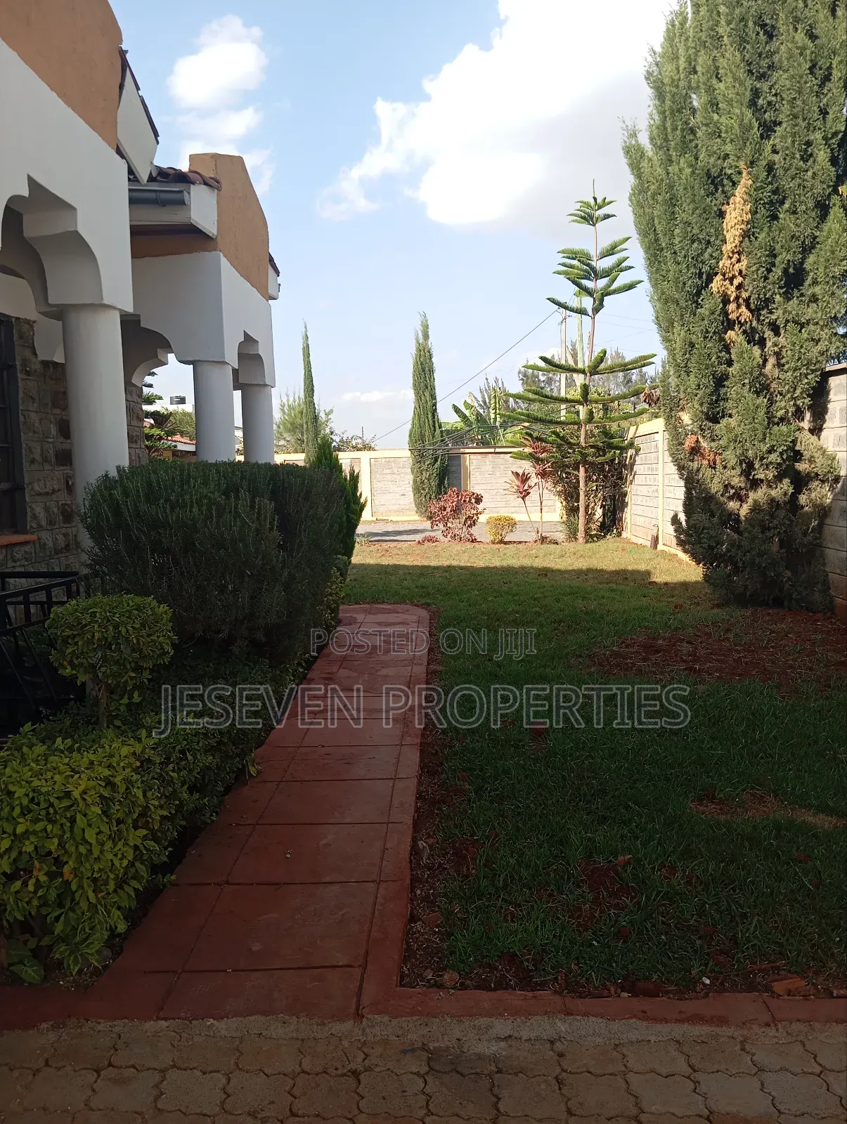 5bdrm Mansion in Syokimau for rent