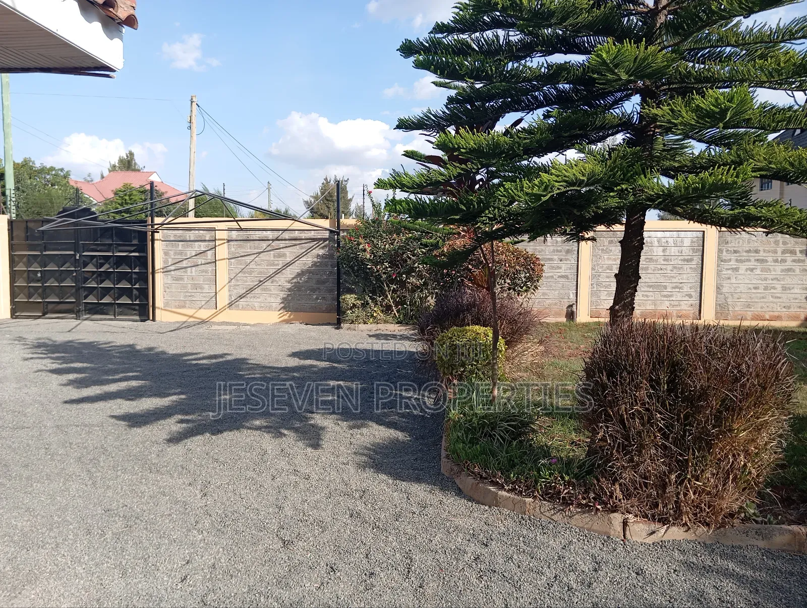 5bdrm Mansion in Syokimau for rent