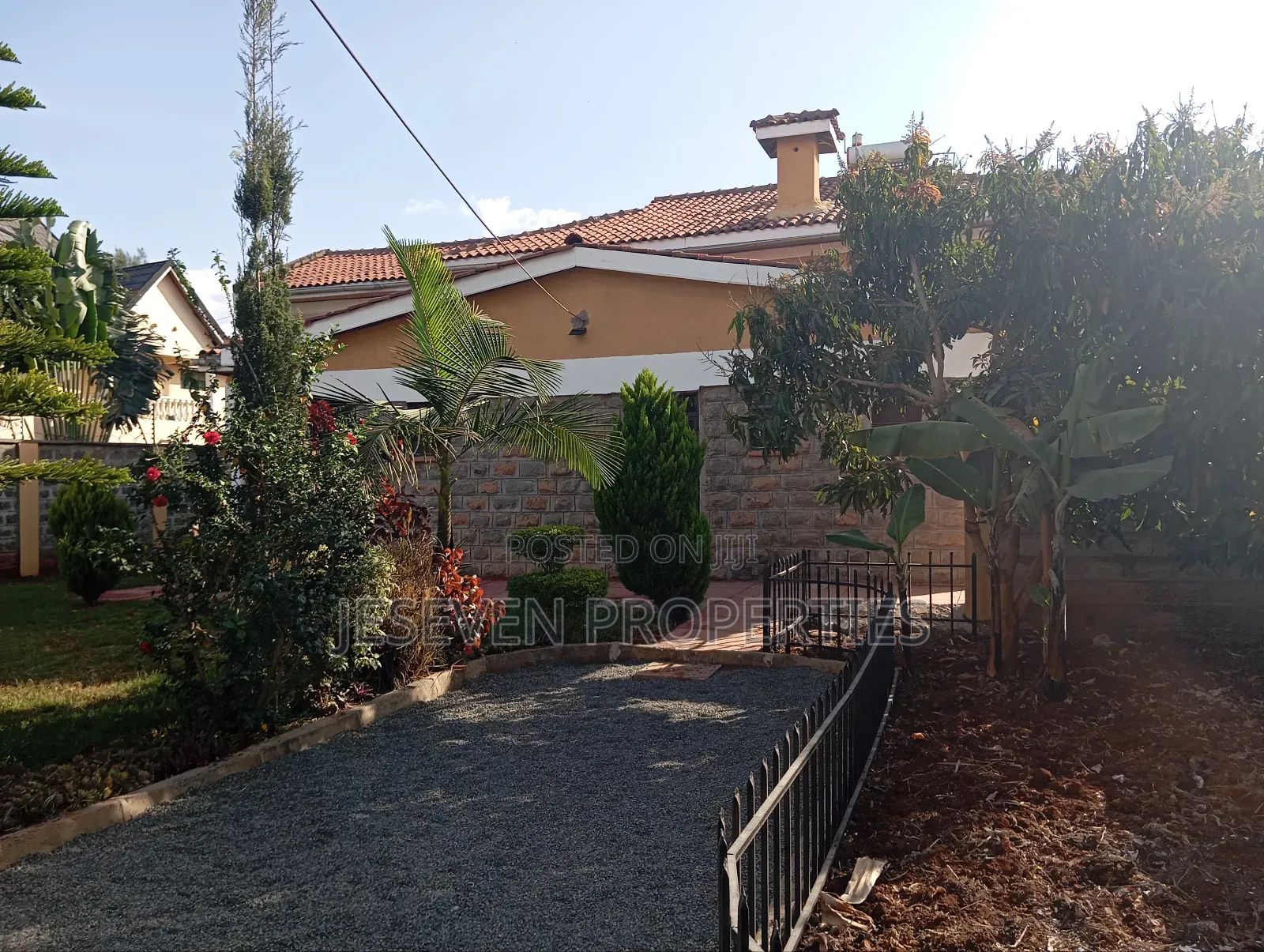 5bdrm Mansion in Syokimau for rent
