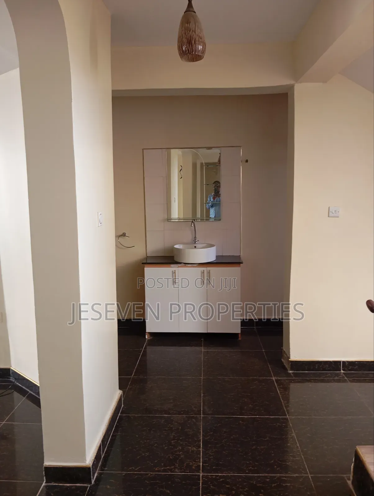 5bdrm Mansion in Syokimau for rent