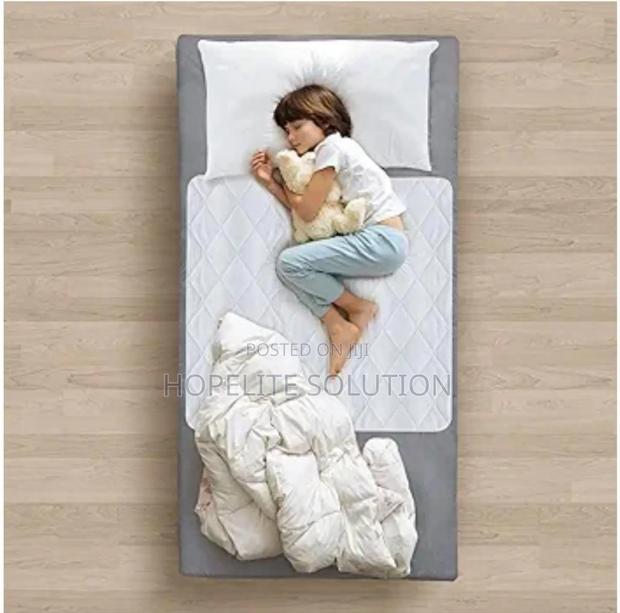 Bed Wetting Sheets - thumbnail 2