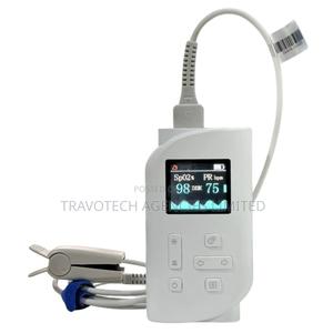 Hand-Held Oximeter - thumbnail 2