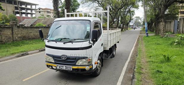 Toyota Coaster 2013 White