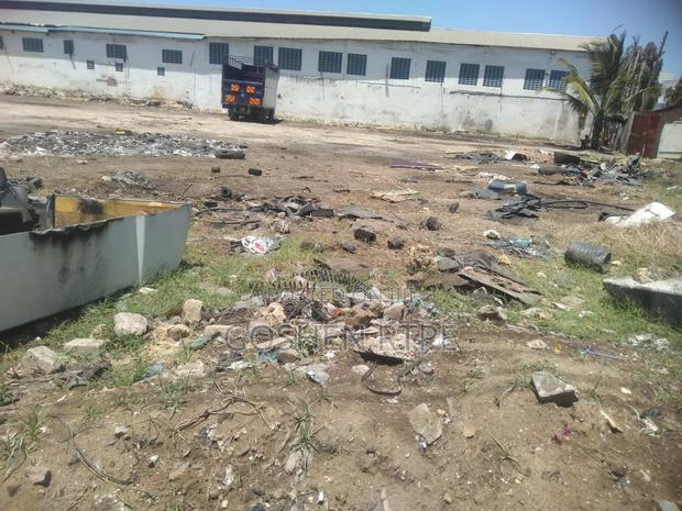 Envious/Very Prime 3/4 Acre Yard on Sale at Sh 120m at Shimanzi Mombasa - thumbnail 5