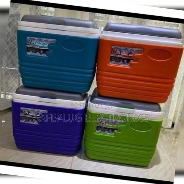 Cooler Box Premium Insulated Cooler - Family Size, Small Price!