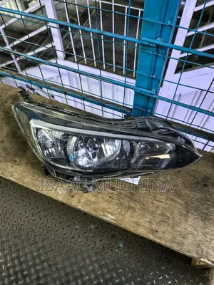 Impreza 2018 Headlight