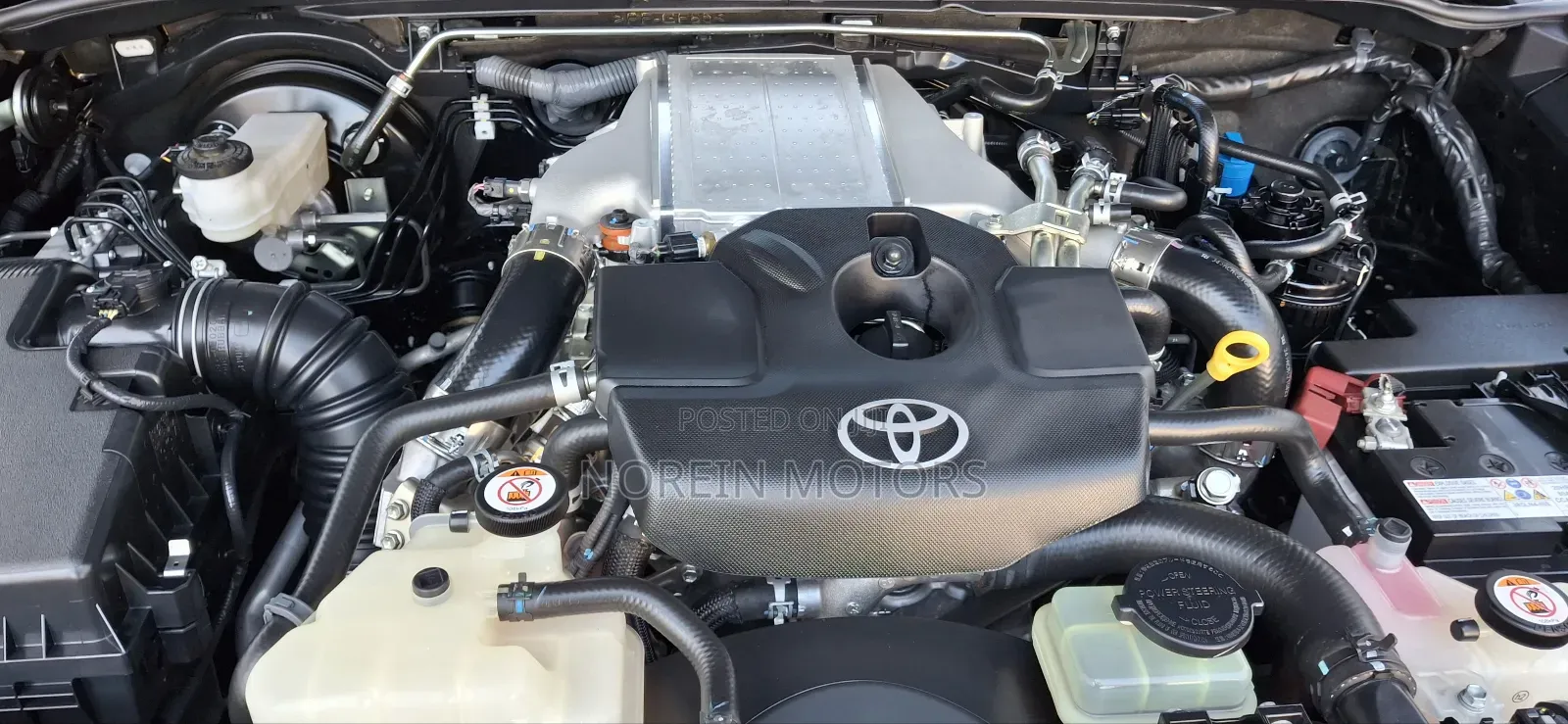 Toyota Hilux 2020 Black