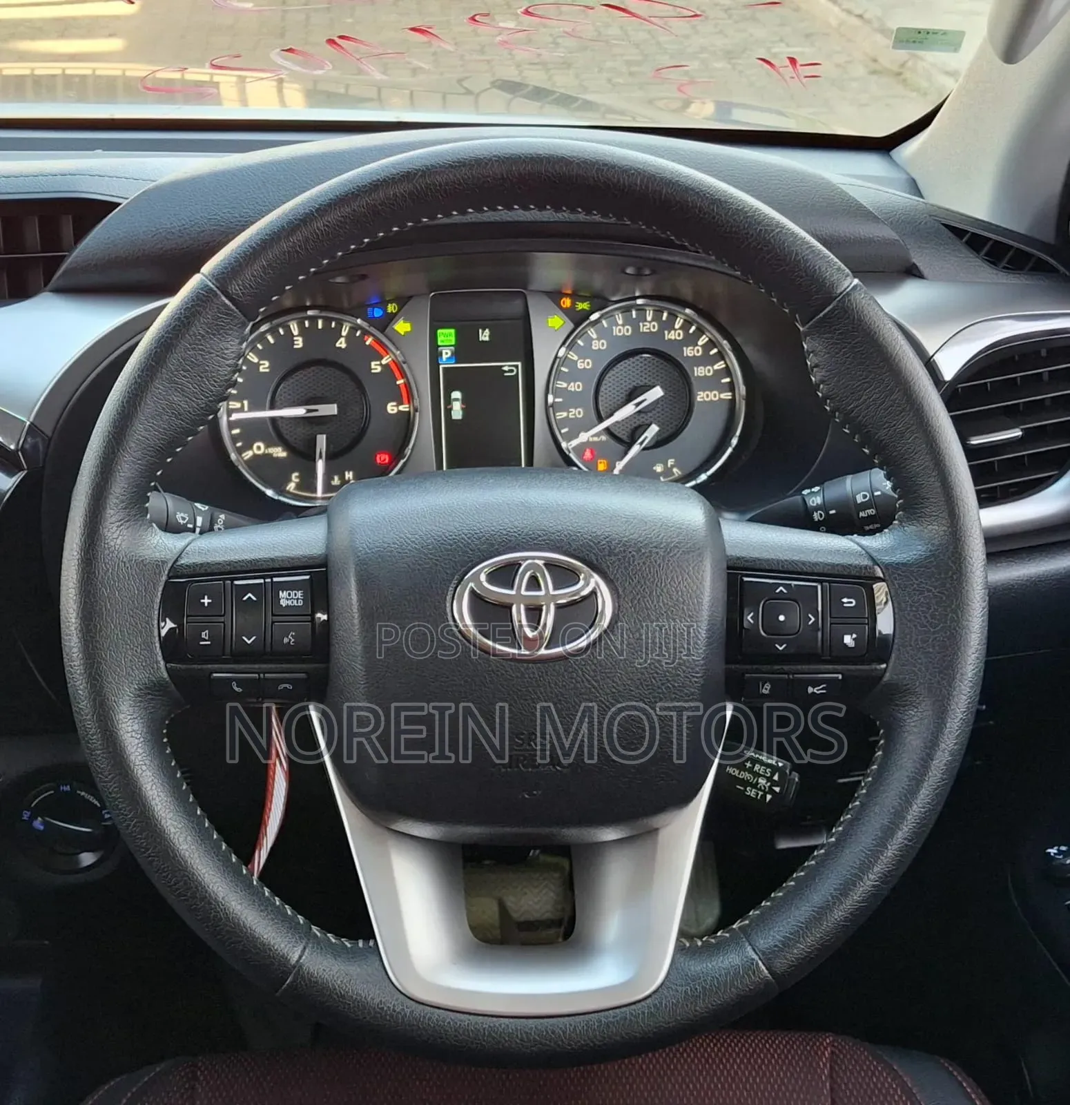 Toyota Hilux 2020 Black