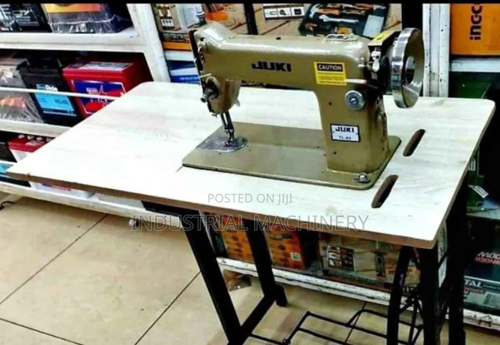 Juki Sewing Machine With Table