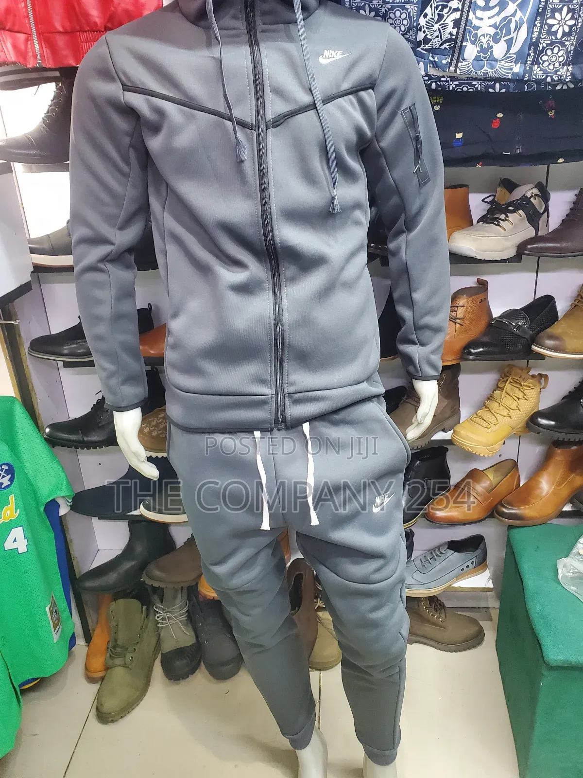 Quality 2 Piece Unisex Casual Designed Hoodie Ana Pant Nike-Tech Suit