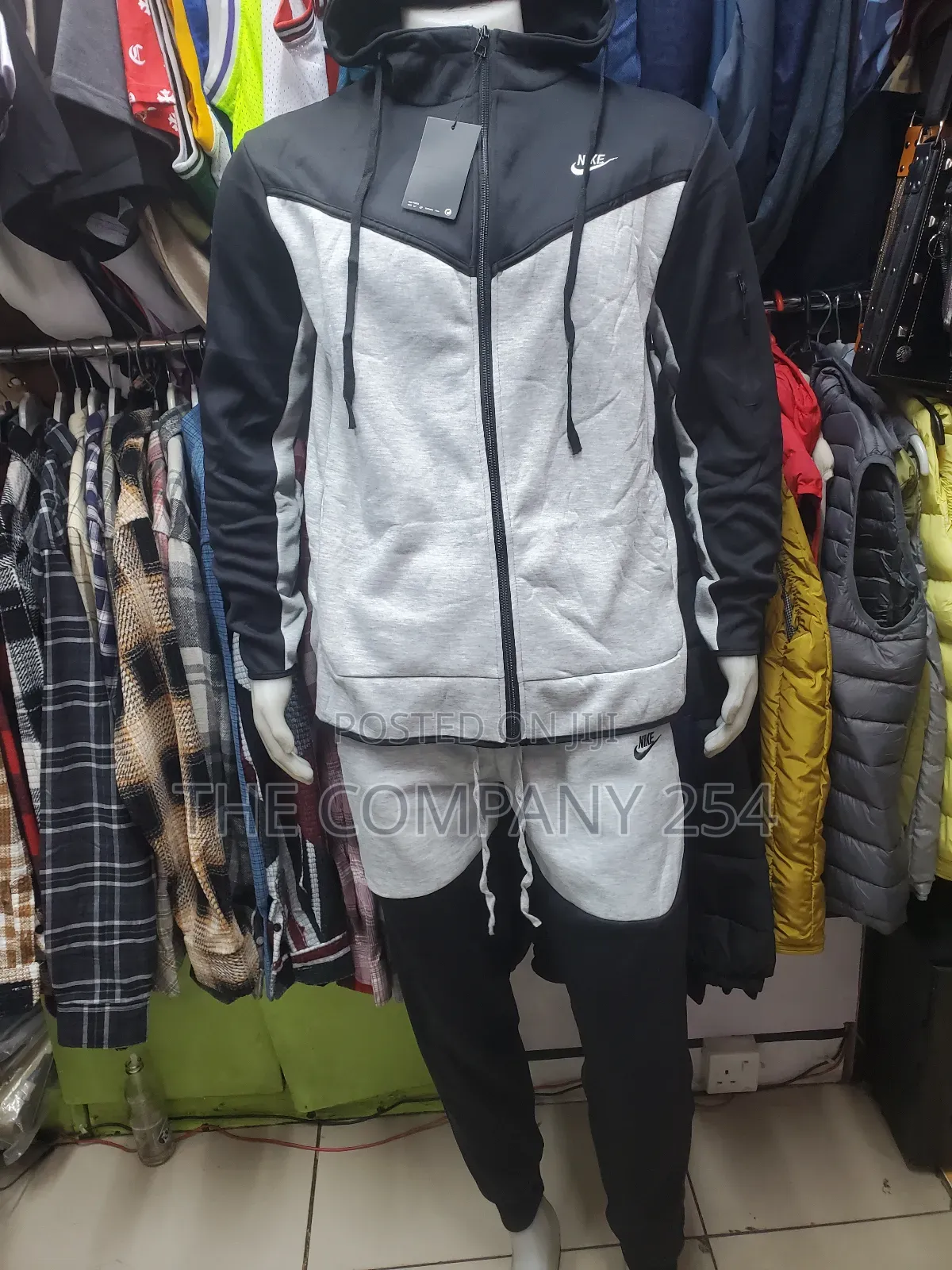 Quality 2 Piece Unisex Casual Designed Hoodie Ana Pant Nike-Tech Suit