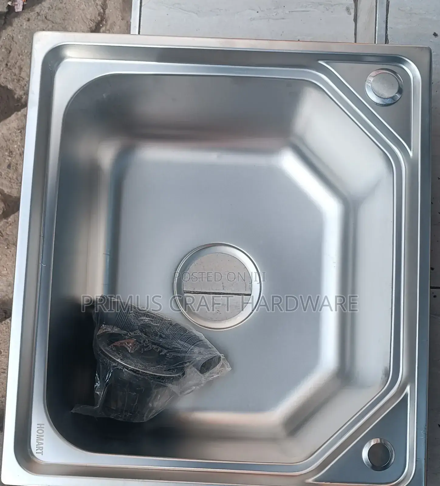 Kitchen Sink- Single Bowl With Fittings