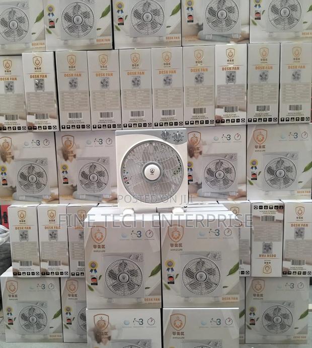 Urk Box Desk Fan