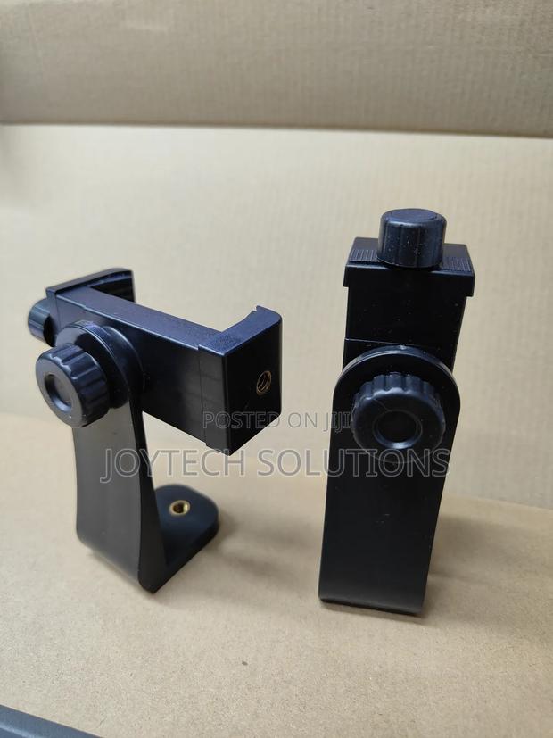 Universal Tripod Phone Holder. ( Portrait and Landscape Enabled) - thumbnail 2