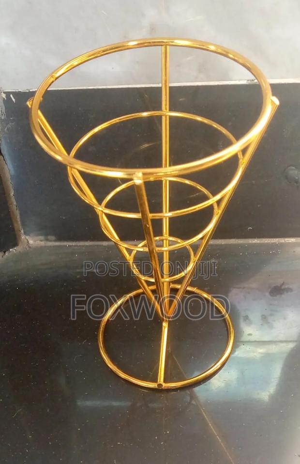 Chips Basket Conical Gold - main view