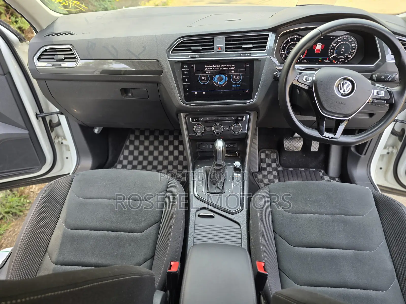 Volkswagen Tiguan 2018 White